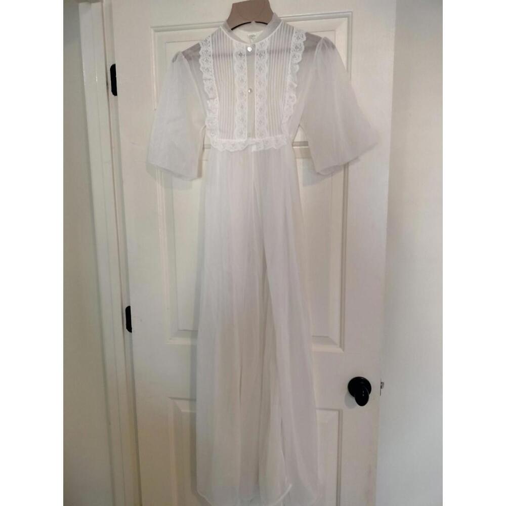 Vintage 70/80s JCPenney Sheer White Peignoir RobePintuck Lace Sz P...Cottagecore